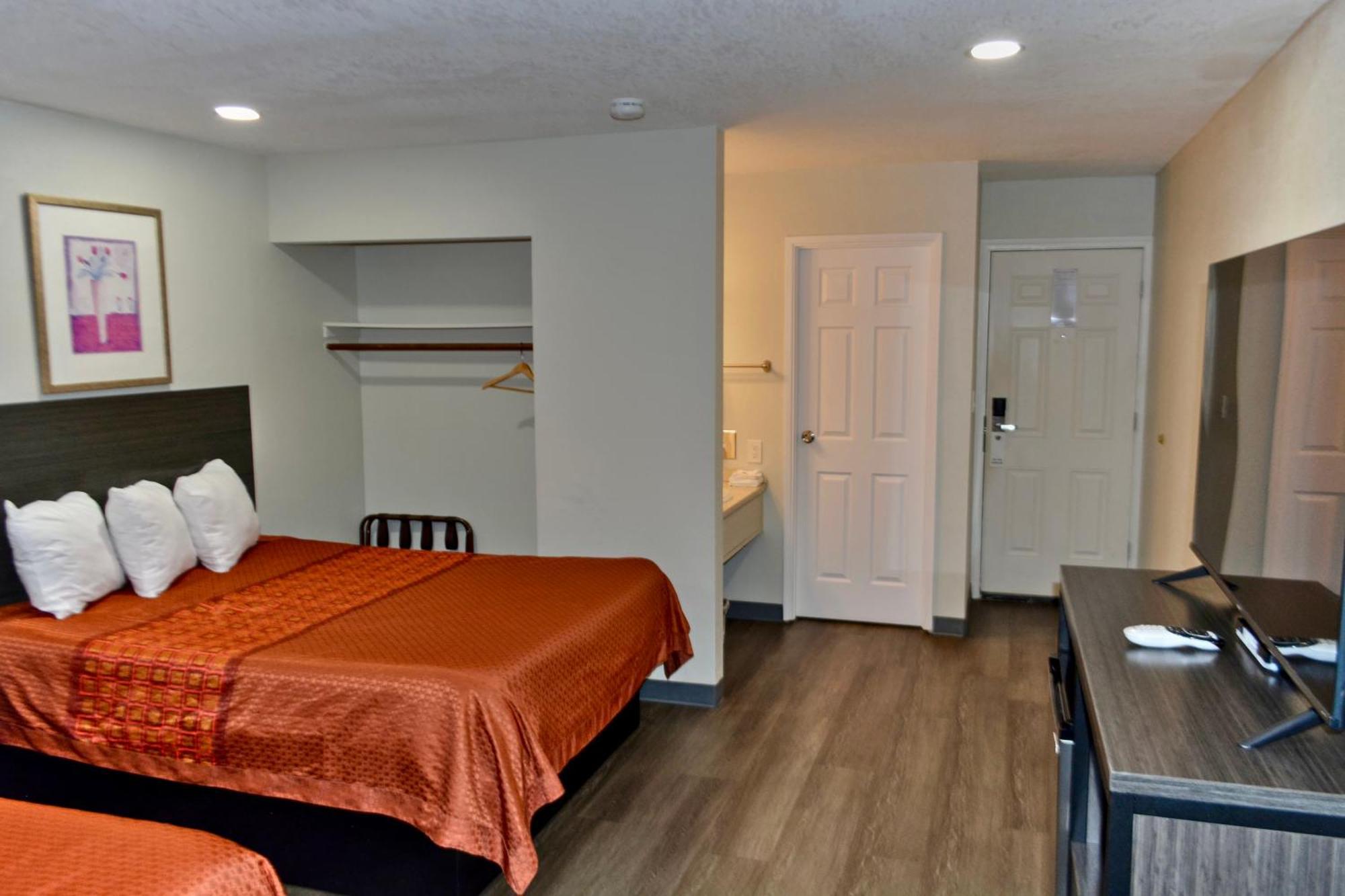 Maverick Motel - Modern Renovated Motel Klamath Falls Exterior photo