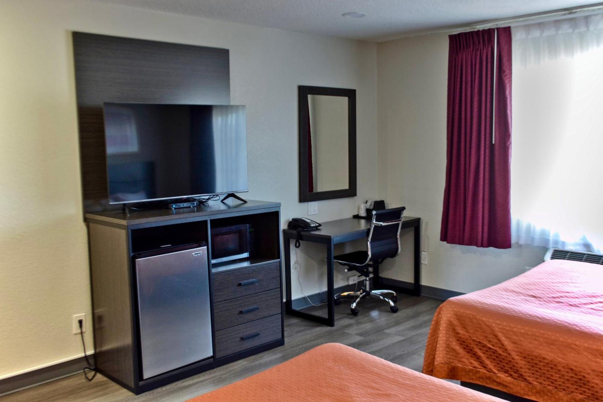 Maverick Motel - Modern Renovated Motel Klamath Falls Exterior photo