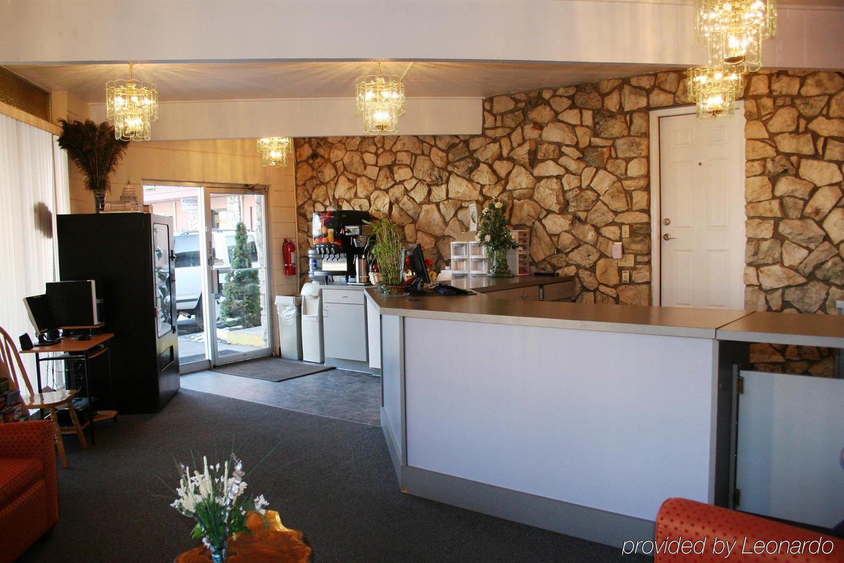 Maverick Motel - Modern Renovated Motel Klamath Falls Exterior photo